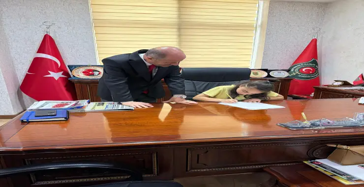 Başkan Yavuz Koltuğu Şehit Kızı Buğlem Bozkurt’a Devretti