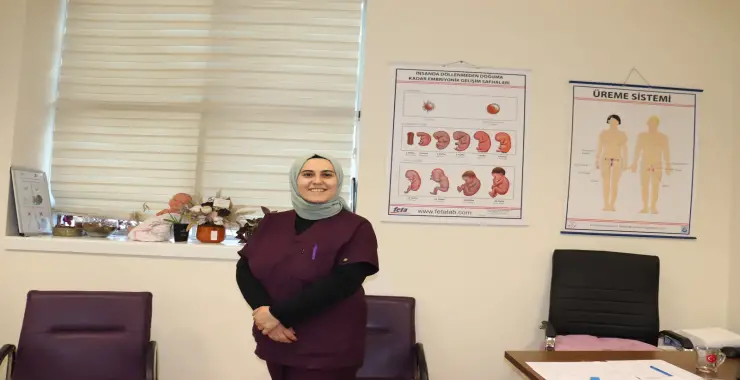 YÜZLERCE DOĞUMA EŞLİK ETTİ