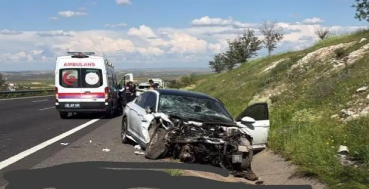Şanlıurfa’da zincirleme kaza: 3 ölü, 5 yaralı