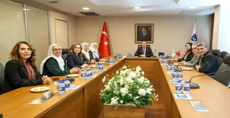 Barış Annelerinden Siyasi Partilere Barış ve Kardeşlik Ziyareti