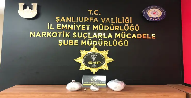 Araçta Uyuşturucu Ticareti: 1 Tutuklama, 3 Gözaltı